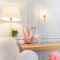 Beauty Home ΜΠΑΛΟΝΙ ΓΡΑΜΜΑ “V” 36cm ΡΟΖ ΧΡΥΣΟ Beauty Home ΜΠΑΛΟΝΙ ΓΡΑΜΜΑ “V” 36cm ΡΟΖ ΧΡΥΣΟ