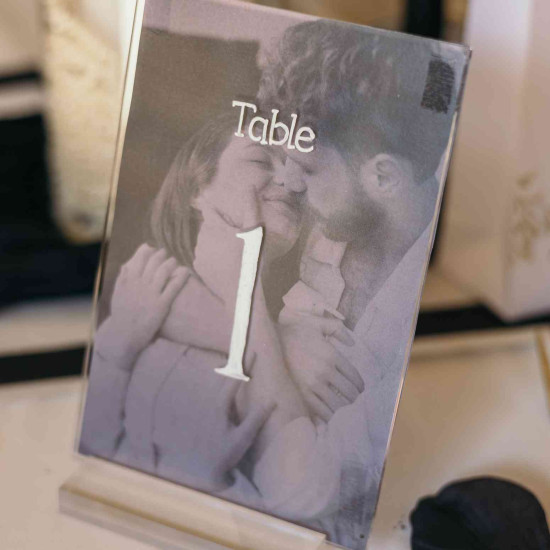 Beauty Home Πινακίδα σε βάση από διαφανές ακρυλικό γυαλί 10 x 15.5 cm