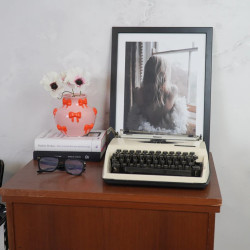 Beauty Home Βάζο με Κορδέλες – Ροζ/Πορτοκαλί 14,5×14,5x13cm Beauty Home Βάζο με Κορδέλες – Ροζ/Πορτοκαλί 14,5×14,5x13cm