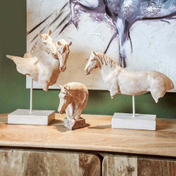 ΕΠΙΤΡΑΠΕΖΙΟ ΔΙΑΚΟΣΜΗΤΙΚΟ Horse ΜΠΕΖ-ΚΑΦΕ ΧΡΩΜΑ 35x10x30εκ ΕΠΙΤΡΑΠΕΖΙΟ ΔΙΑΚΟΣΜΗΤΙΚΟ Horse ΜΠΕΖ-ΚΑΦΕ ΧΡΩΜΑ 35x10x30εκ