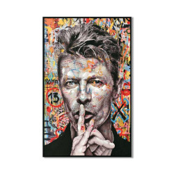 ΠΙΝΑΚΑΣ ΣΕ ΚΑΜΒΑ ΜΕ ΠΛΑΣΤΙΚΟ ΠΛΑΙΣΙΟ  "David Bowie" 62x4x92cm