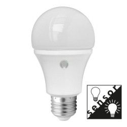 Λάμπα LED 230V 4000K με Φωτοκύτταρο Λάμπα LED 230V 4000K με Φωτοκύτταρο