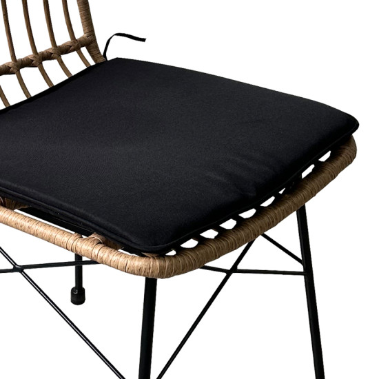 Καρέκλα Naoki rattan σε φυσική απόχρωση με μαύρο μαξιλάρι και μεταλλικό μαύρο πόδι 45.5x59.5x89εκ **