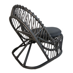 Πολυθρόνα Tromso paakoworld pe rattan σε μαύρη απόχρωση με μαύρο μαξιλάρι 80x85x98εκ **